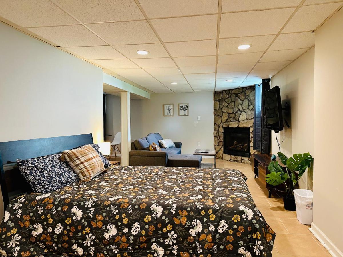 Campu'S Basement Studio W/ Private Entrance Cherry Hill Exterior photo